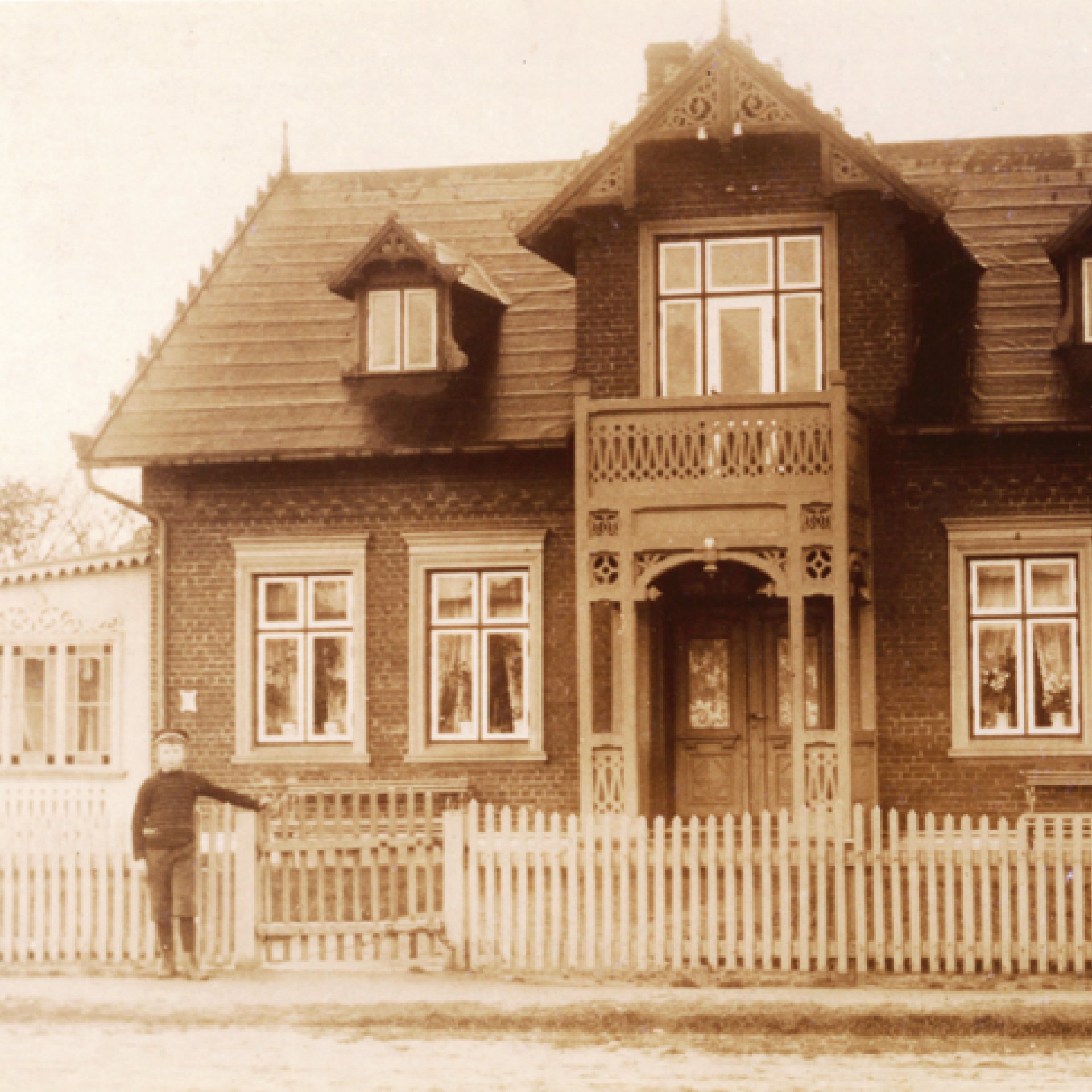 GESCHICHTE – Ansicht 1